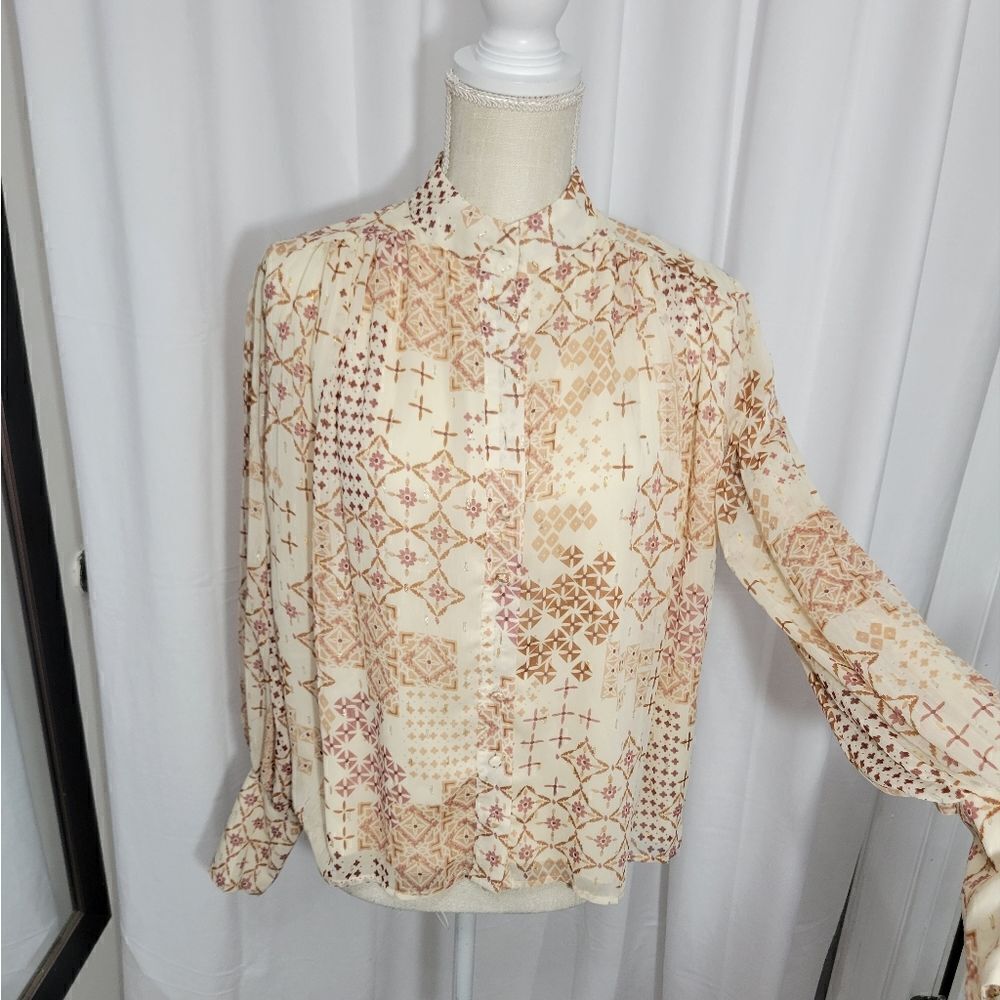 Fate Button Up blouse tan/cream Long Sleeve Sz Small